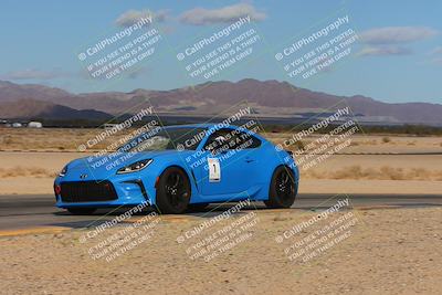 media/Mar-06-2025-Doghouse Garage (Thu) [[744e530cb1]]/2-Intermediate Group/Session 1 (Turn 9 Inside)/